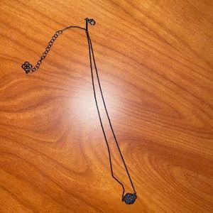 Kendra Scott necklace